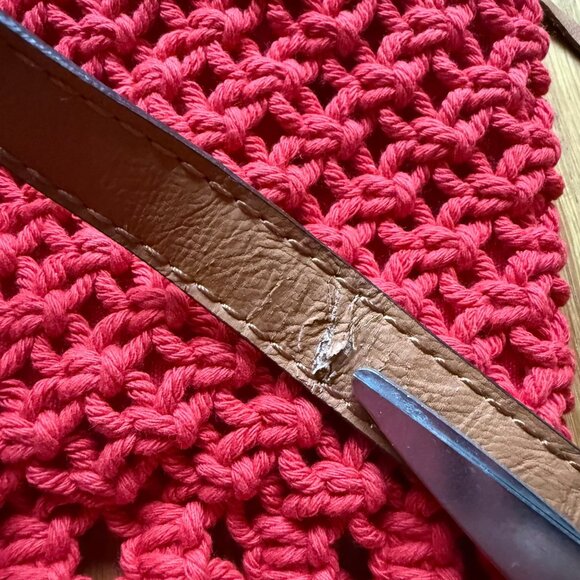 Lucky Brand NEW Hibiscus Red Tessa Macrame Fringe Leather Strap Crossbody Bag - Picture 6 of 16